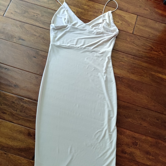 Club L nude spaghetti strap body con dress - Picture 5 of 13